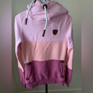 Buckle hoodie